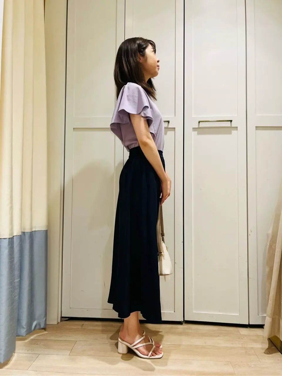 ANY SIS スタッフ コーディネート画像