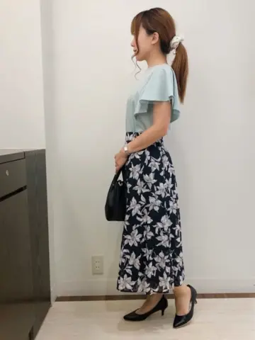 ANY SIS スタッフ コーディネート画像