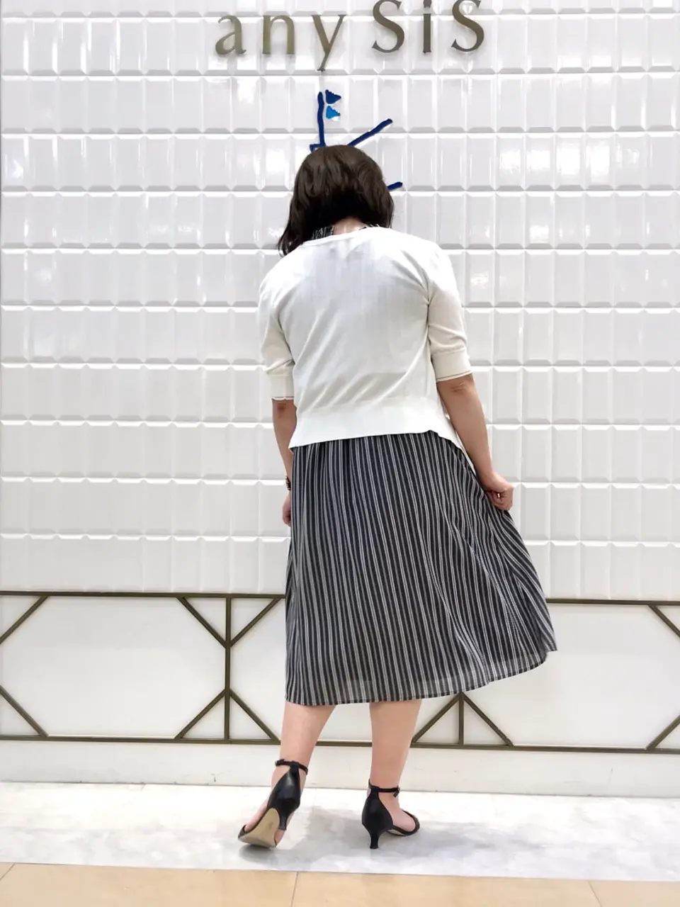 ANY SIS 中山 コーディネート画像