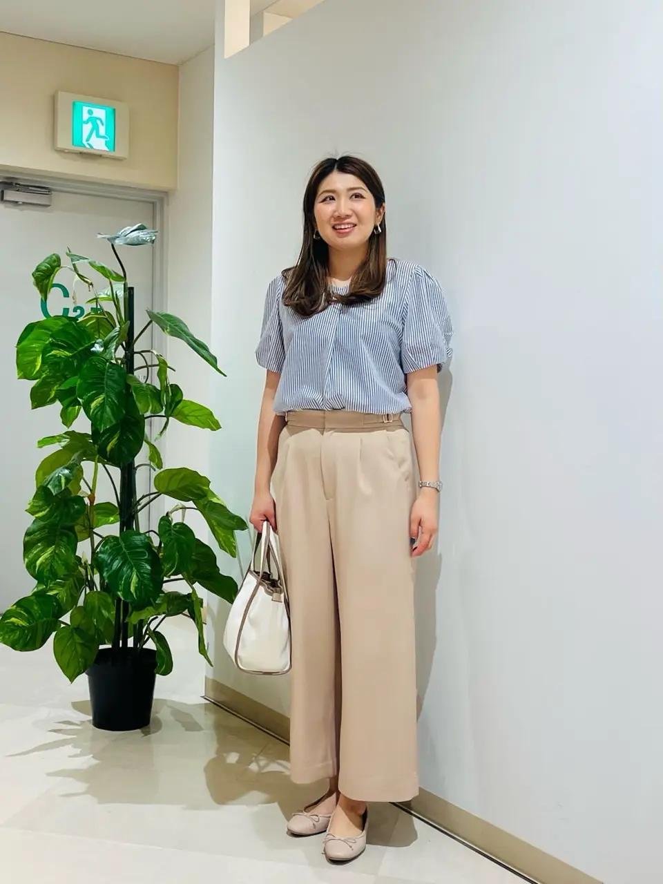 ANY SIS 石川 コーディネート画像