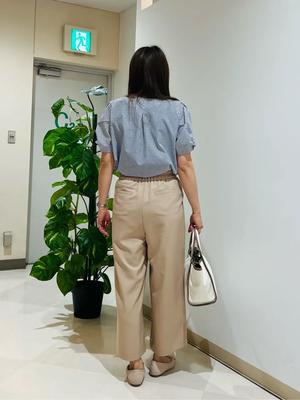 ANY SIS 石川 コーディネート画像