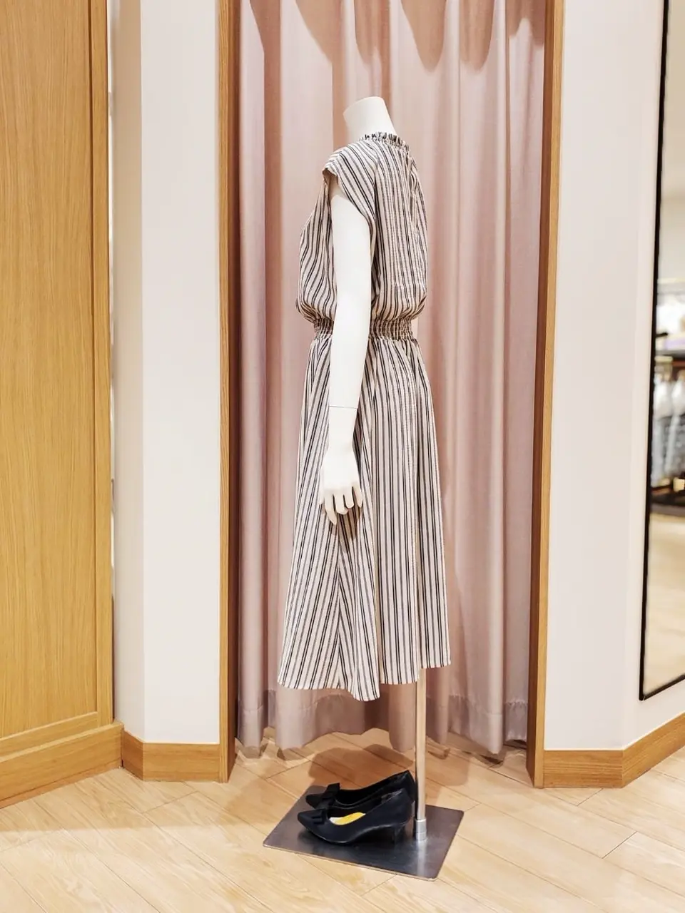 ANY SIS 岩田 コーディネート画像