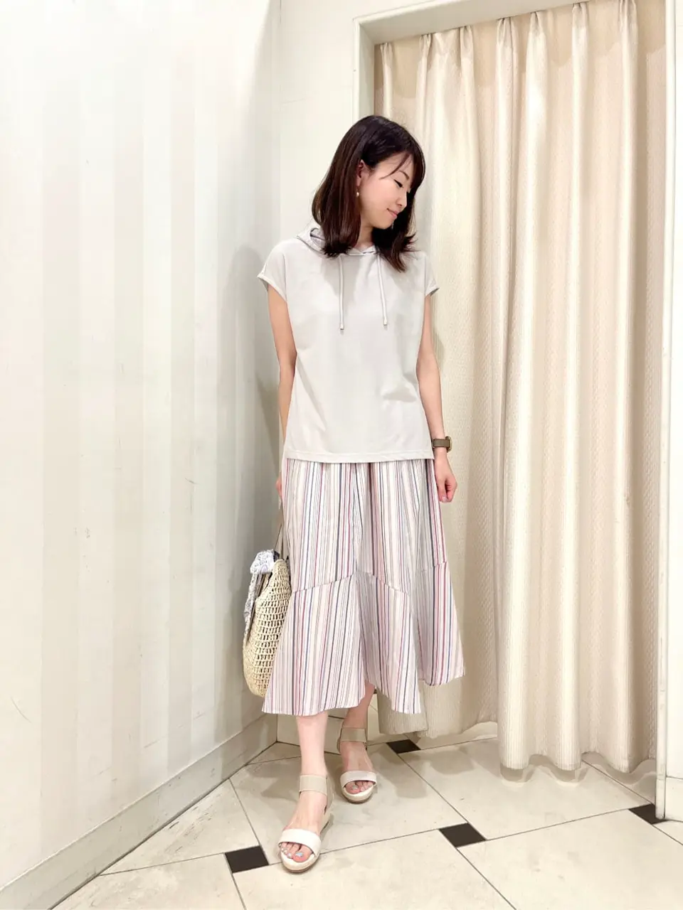 ANY SIS 金井 コーディネート画像