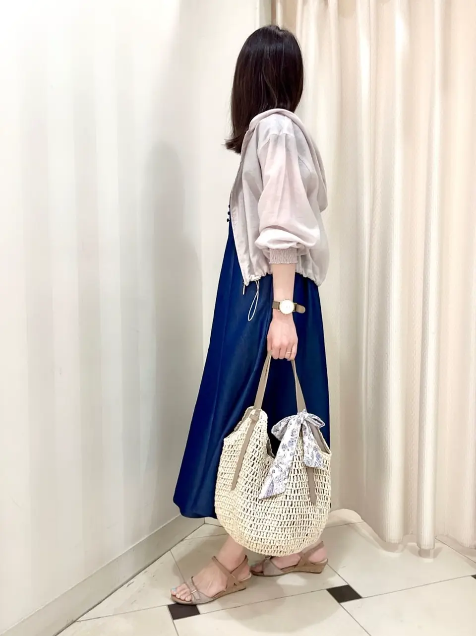 ANY SIS 金井 コーディネート画像