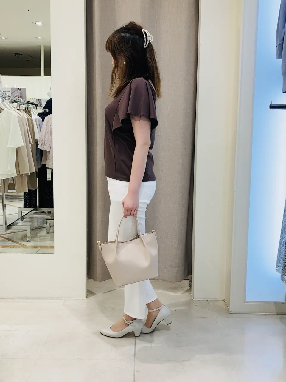 ANY SIS 川根　彩 コーディネート画像