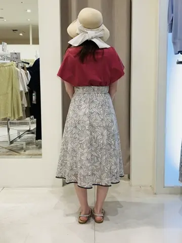 ANY SIS 川根　彩 コーディネート画像