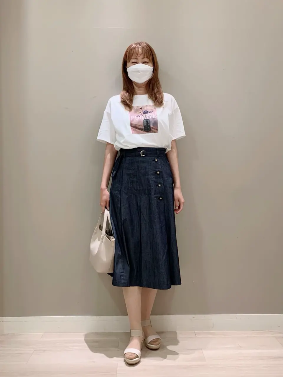 ANY SIS スタッフ コーディネート画像