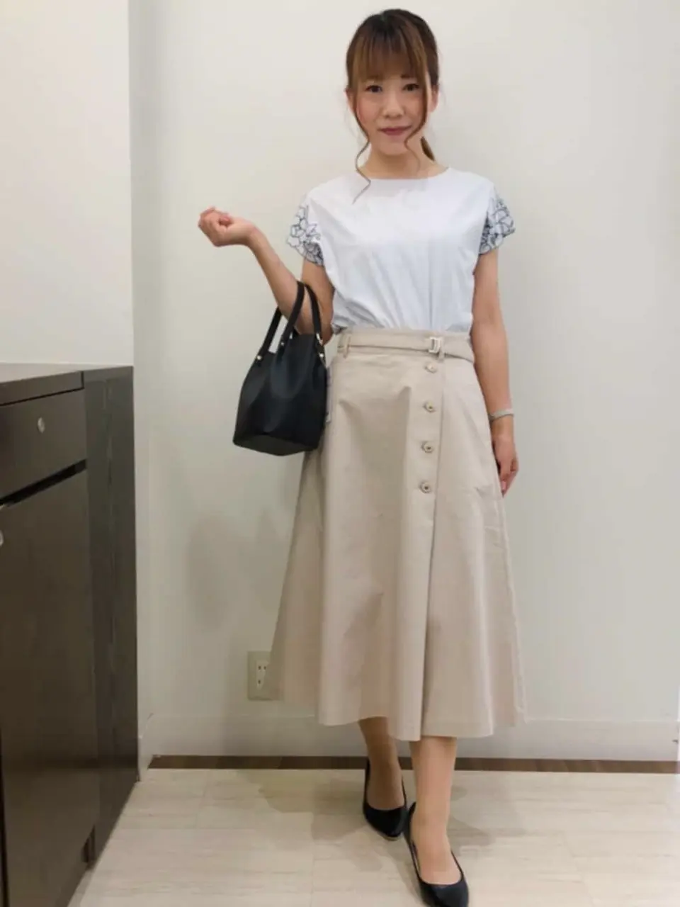 ANY SIS スタッフ コーディネート画像