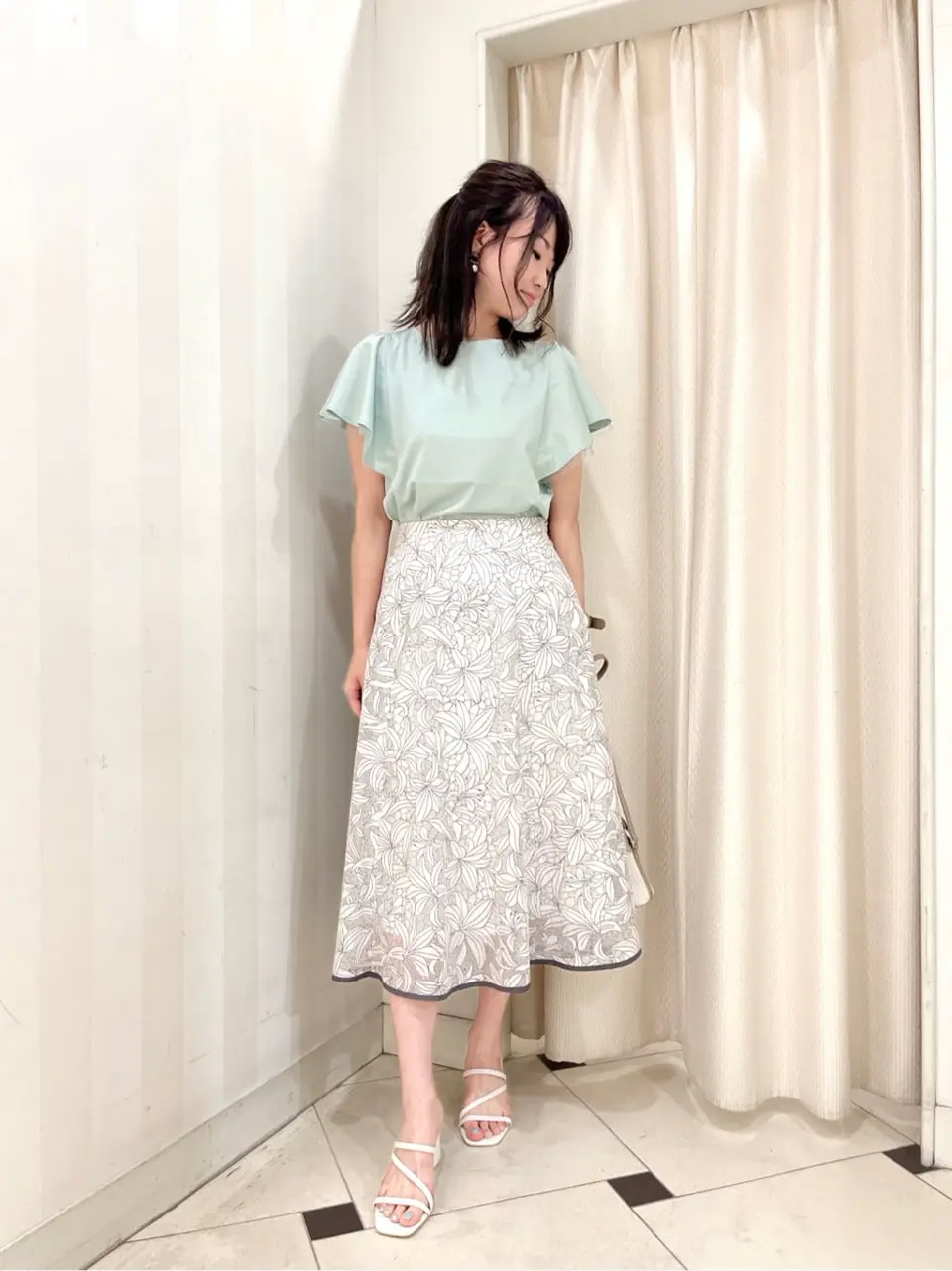 ANY SIS 金井 コーディネート画像