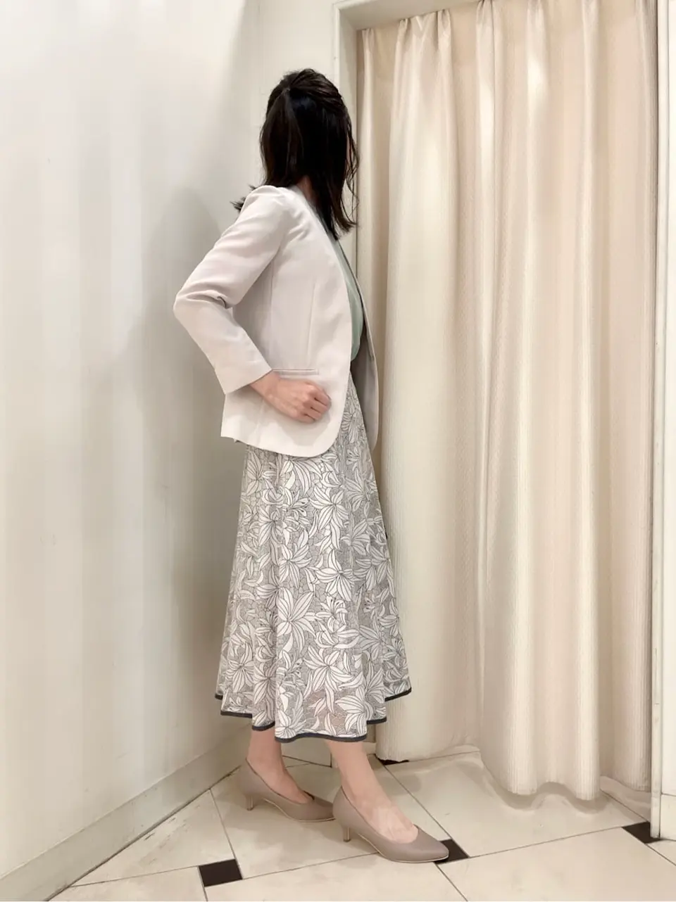 ANY SIS 金井 コーディネート画像