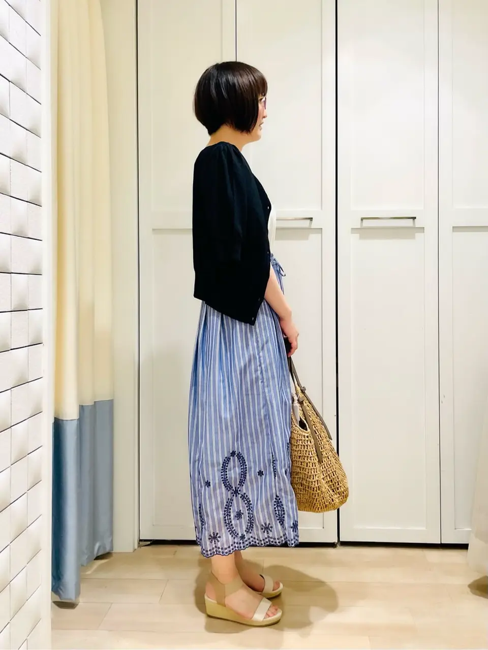 ANY SIS スタッフ コーディネート画像