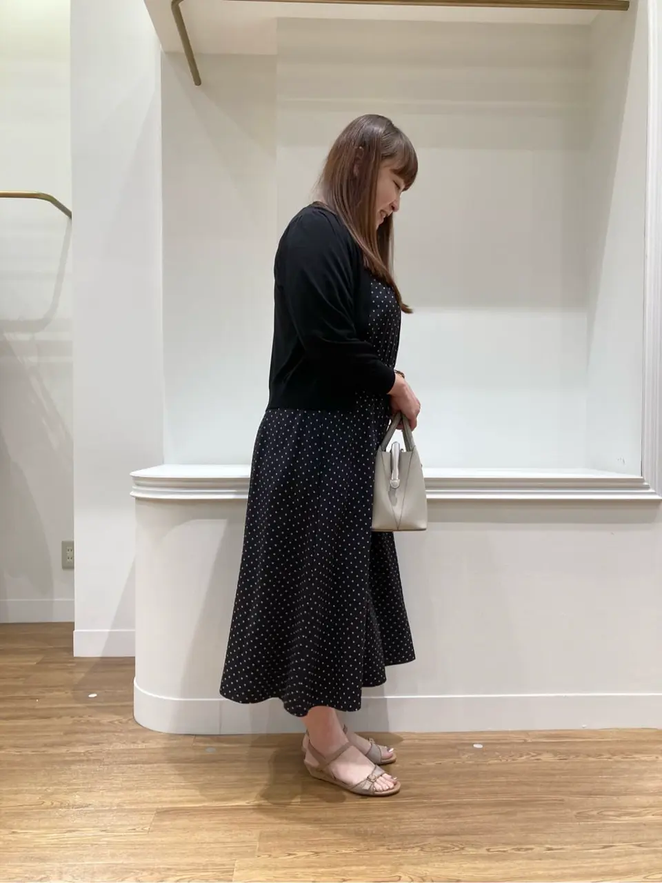 ANY SIS スタッフ コーディネート画像