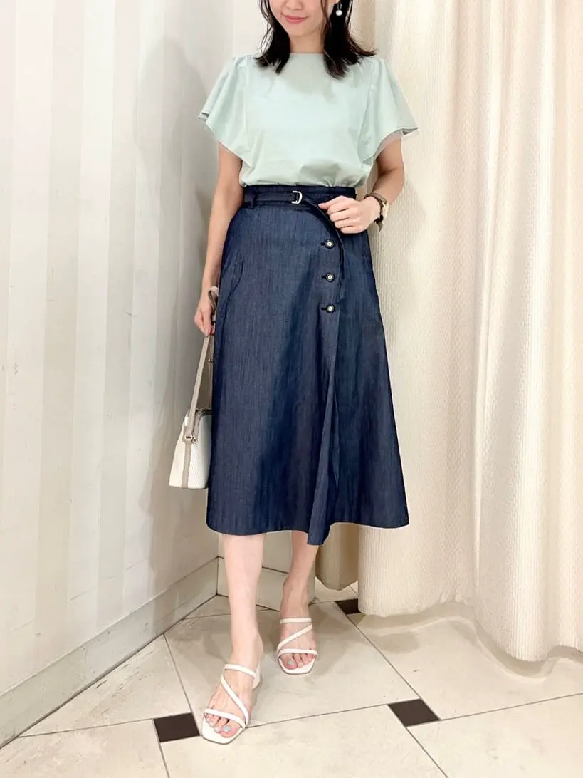 ANY SIS 金井 コーディネート画像