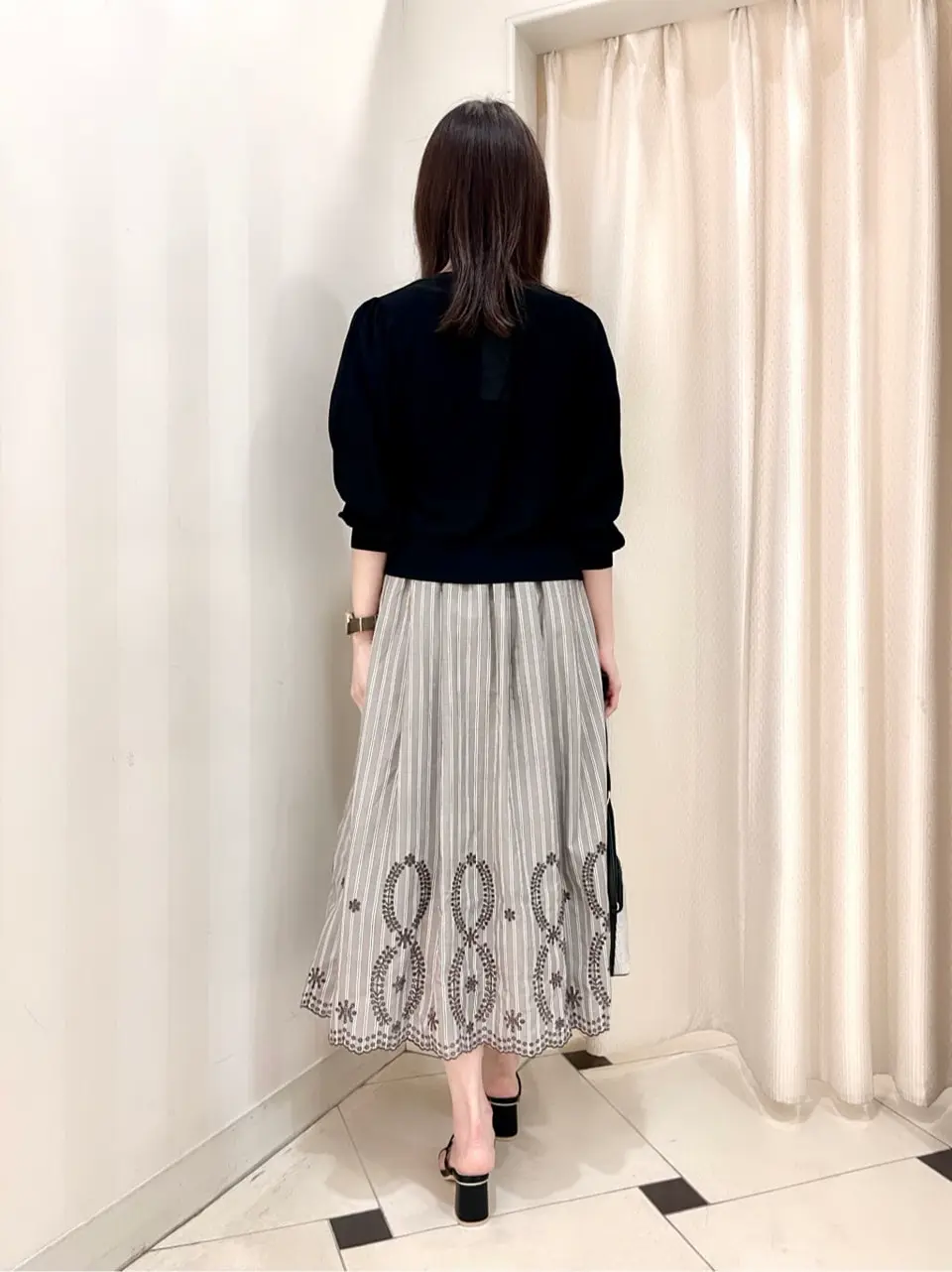 ANY SIS 金井 コーディネート画像