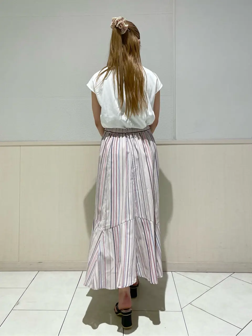 ANY SIS 土居 コーディネート画像