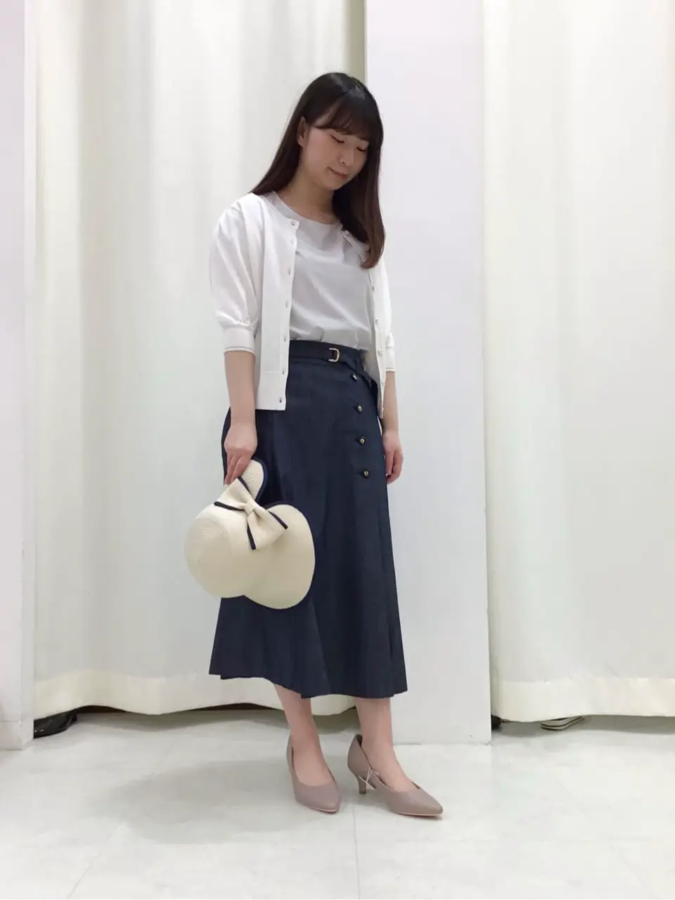 ANY SIS スタッフ コーディネート画像