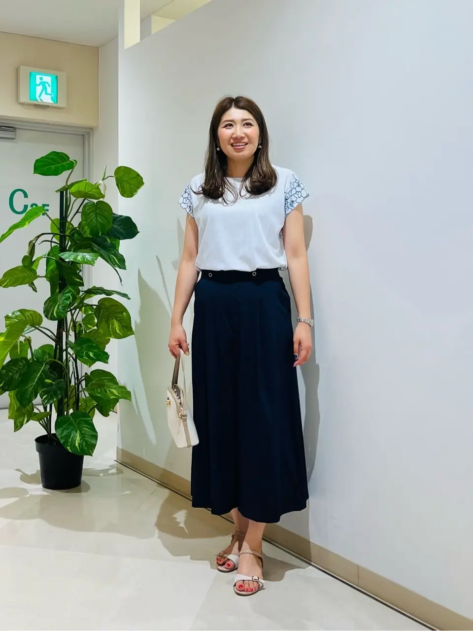 ANY SIS 石川 コーディネート画像