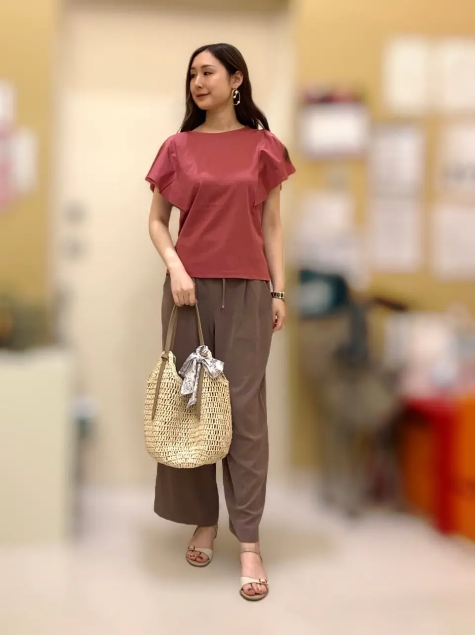 ANY SIS STAFF コーディネート画像