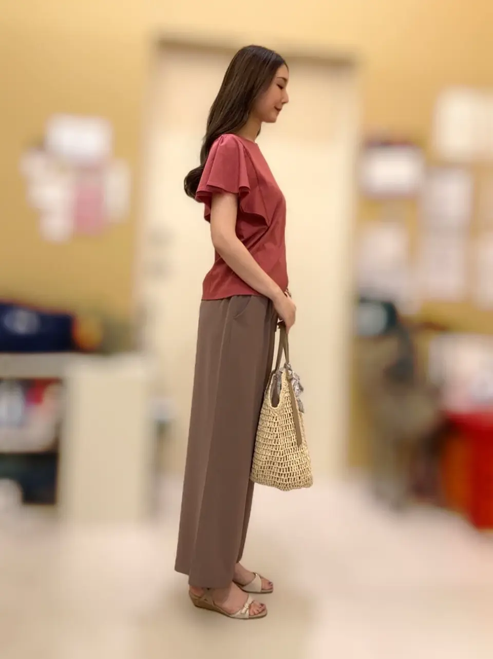 ANY SIS STAFF コーディネート画像