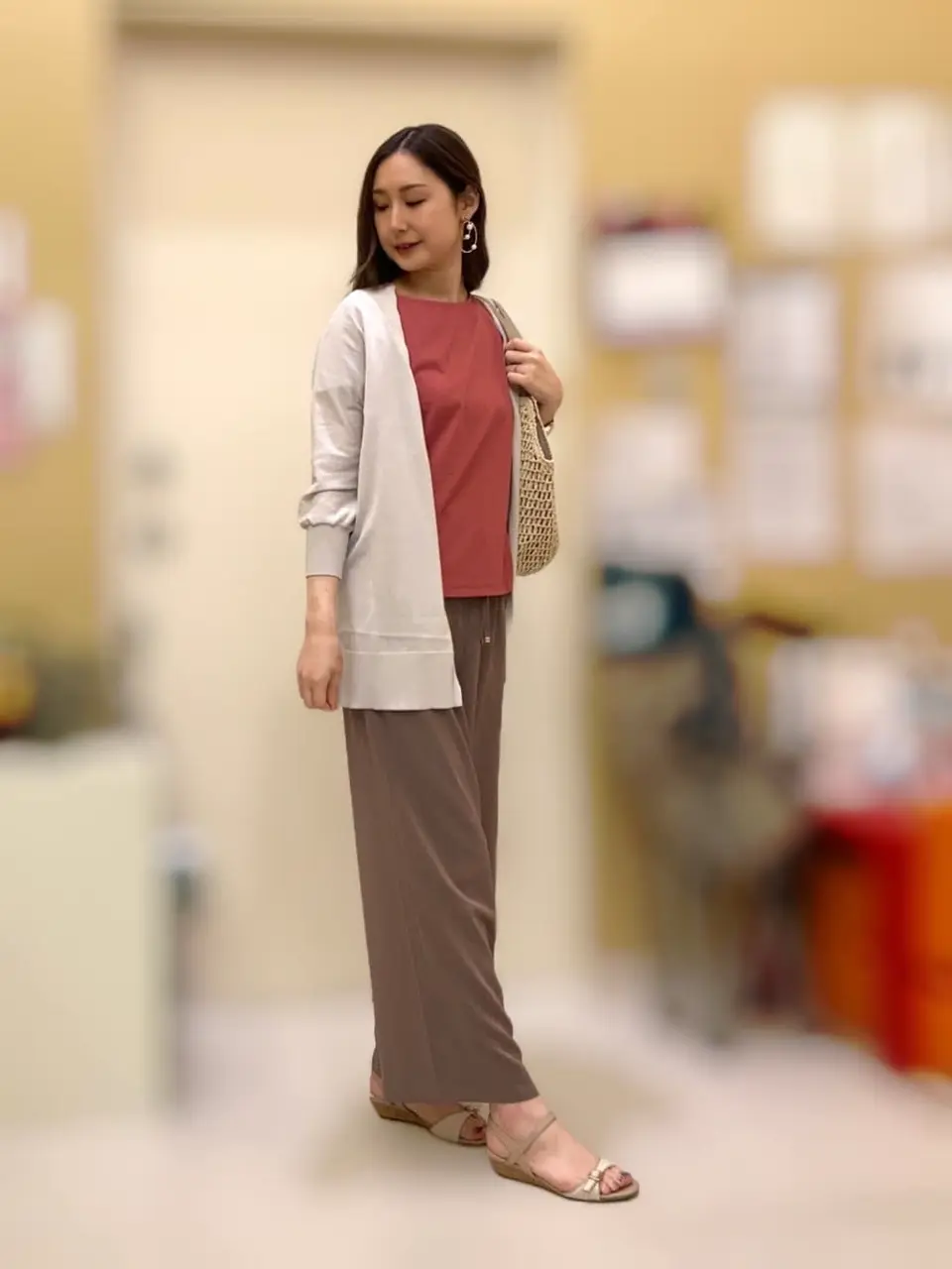 ANY SIS STAFF コーディネート画像