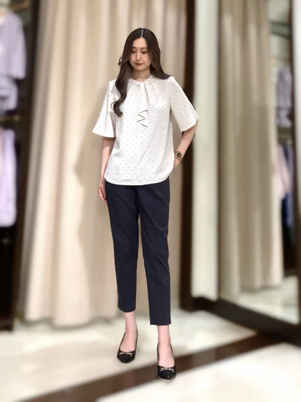 ANY SIS STAFF コーディネート画像