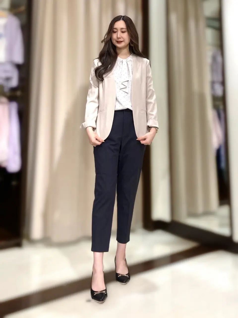 ANY SIS STAFF コーディネート画像