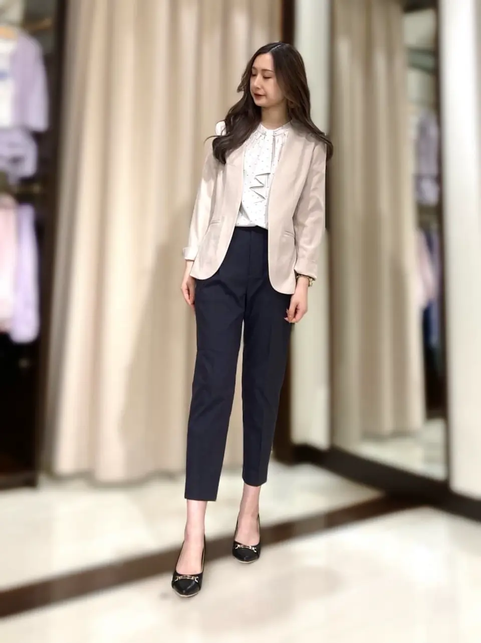 ANY SIS STAFF コーディネート画像