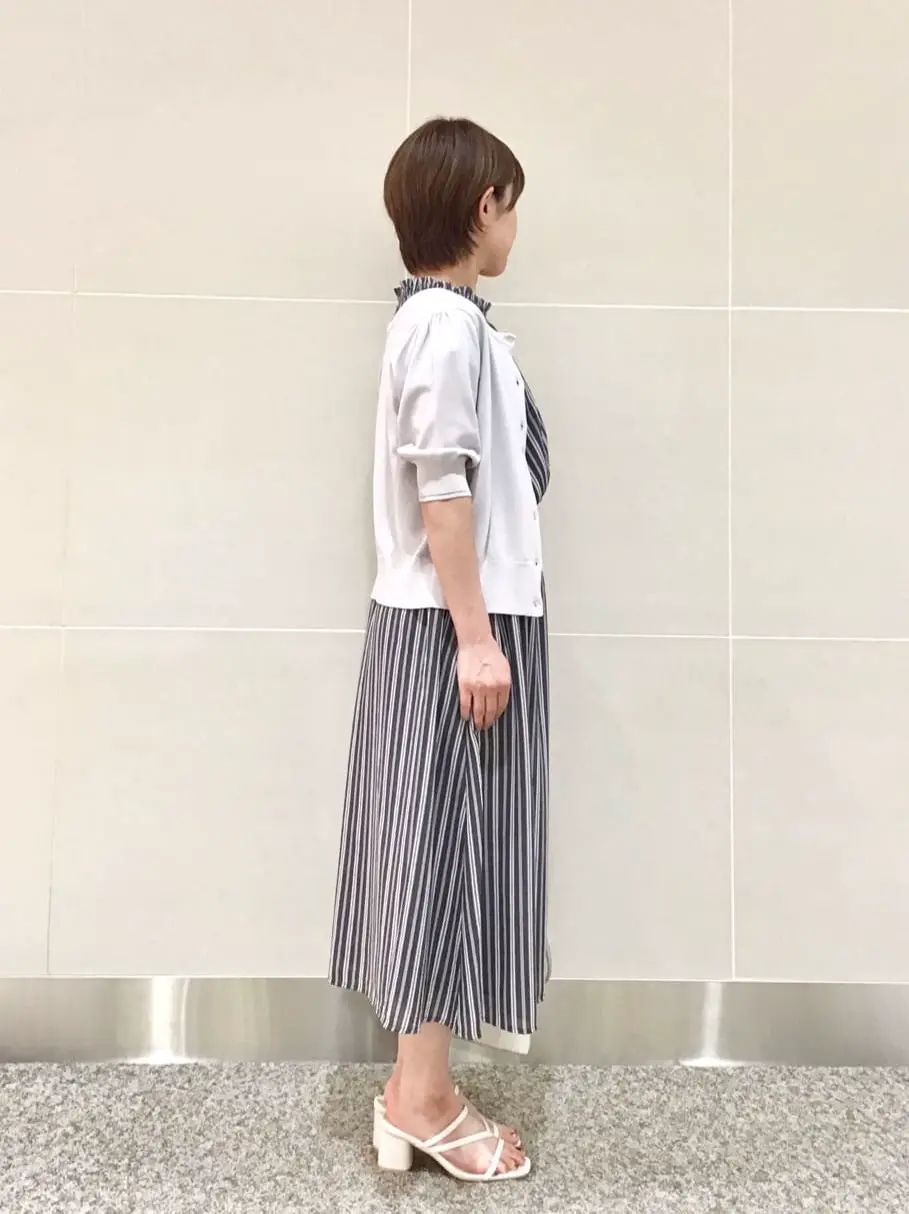 ANY SIS 浅野 コーディネート画像