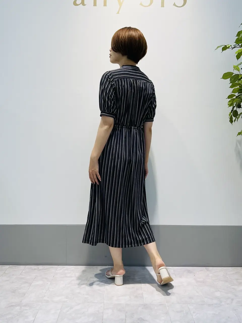 ANY SIS 岡本 コーディネート画像