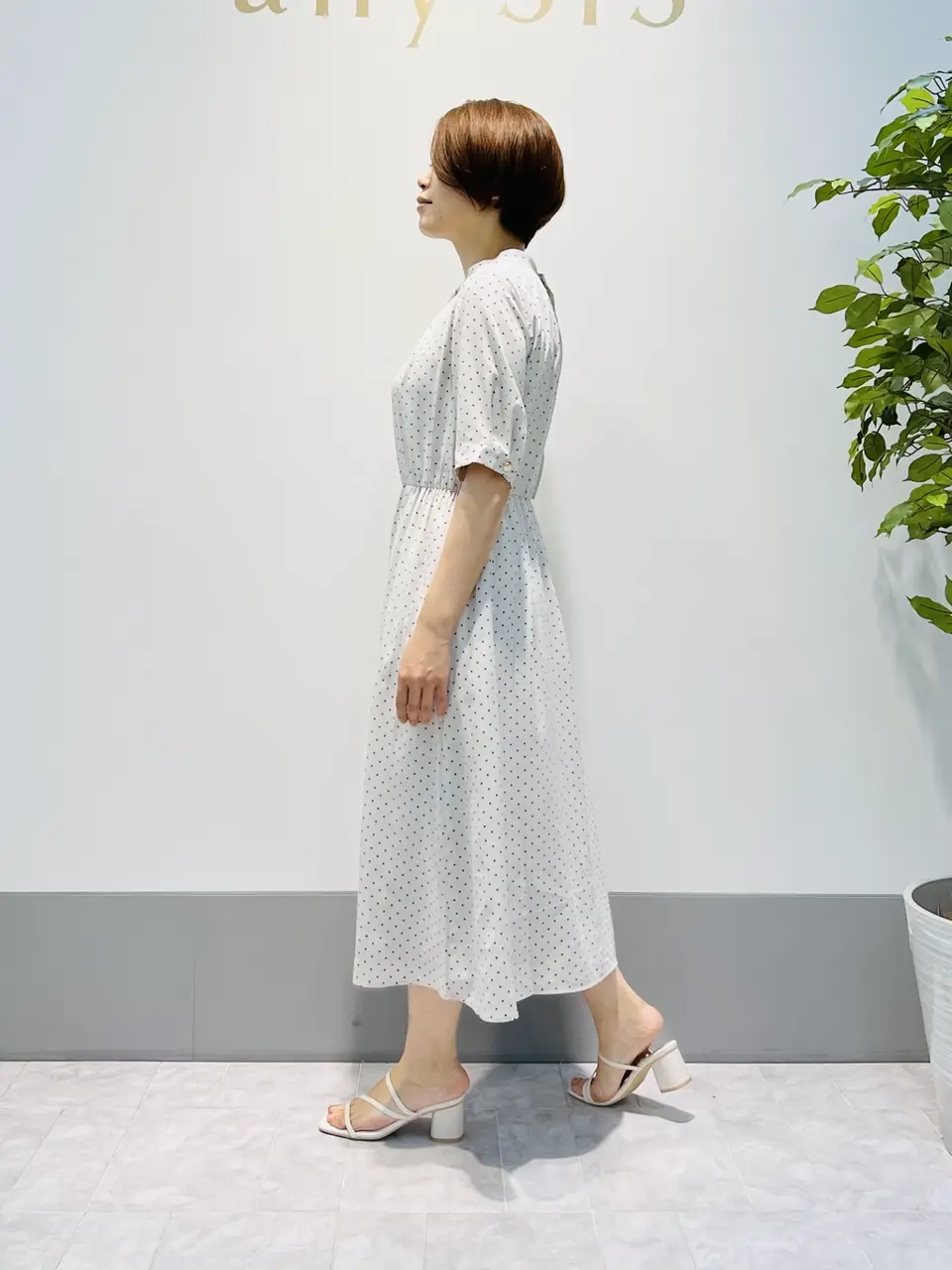 ANY SIS 岡本 コーディネート画像