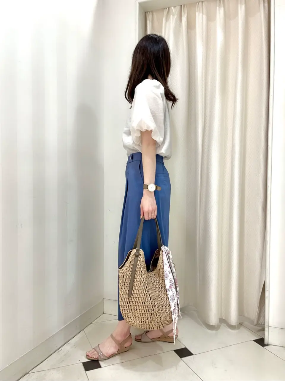 ANY SIS 金井 コーディネート画像