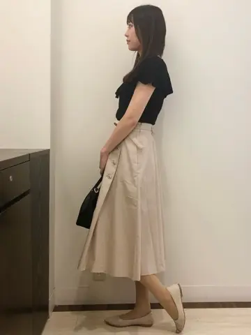 ANY SIS スタッフ コーディネート画像