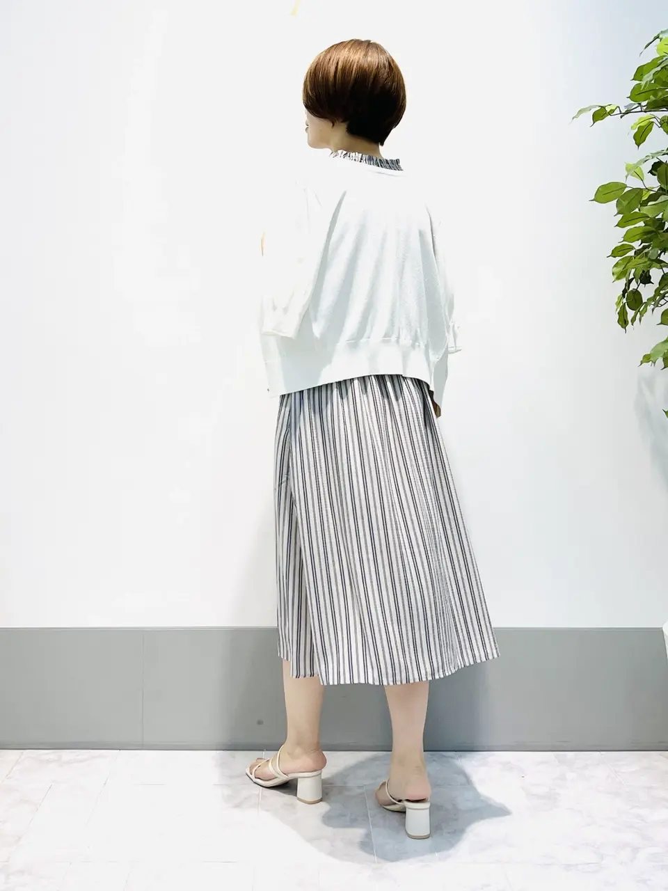 ANY SIS 岡本 コーディネート画像