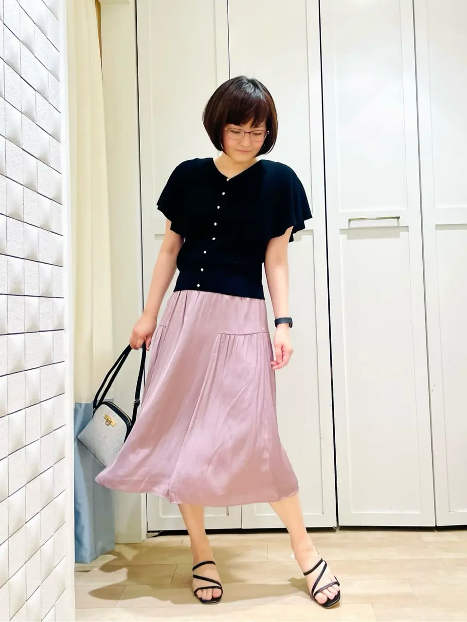 ANY SIS スタッフ コーディネート画像