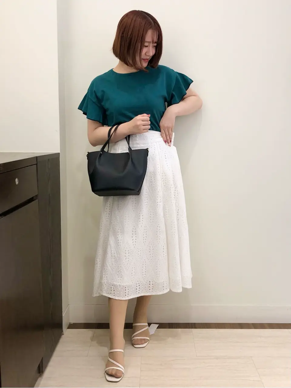 ANY SIS スタッフ コーディネート画像