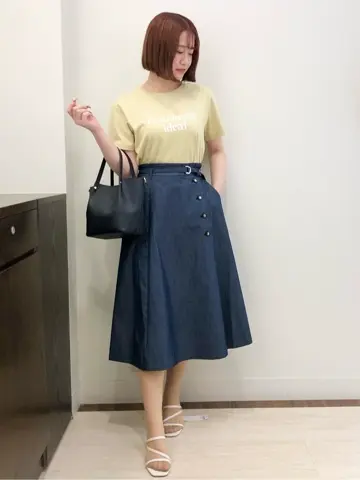 ANY SIS スタッフ コーディネート画像