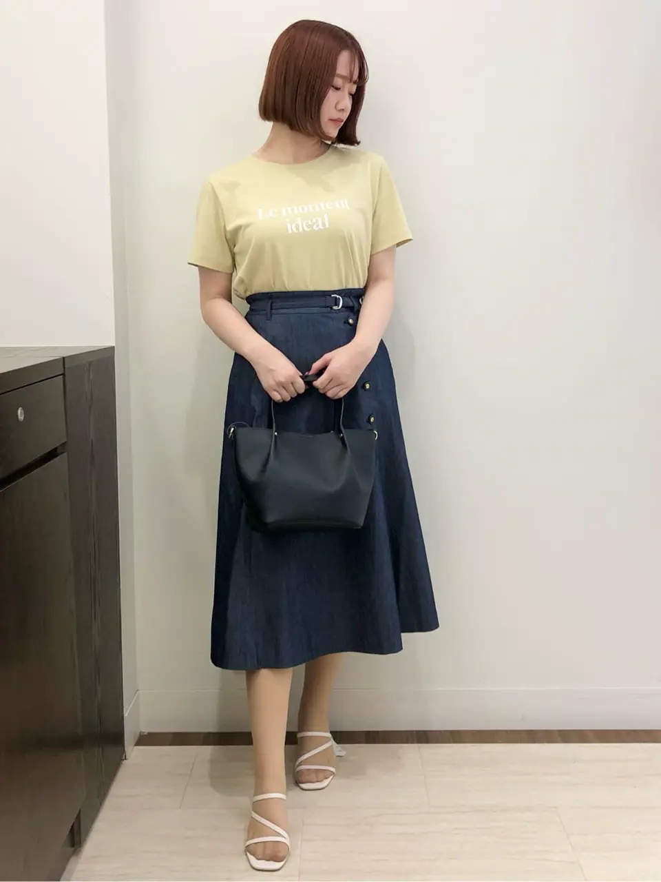 ANY SIS スタッフ コーディネート画像