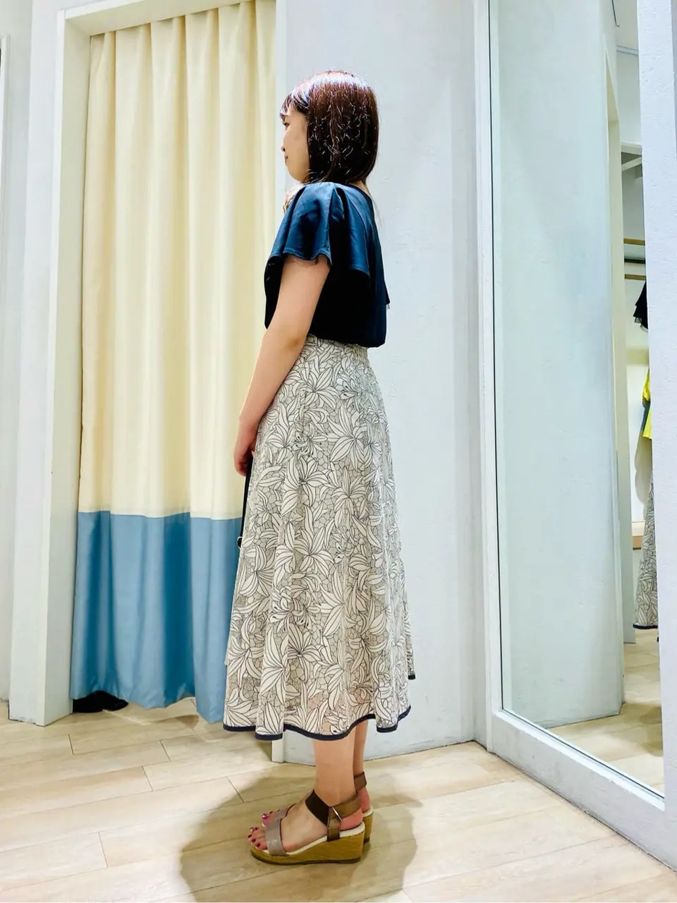 ANY SIS 藤田 コーディネート画像