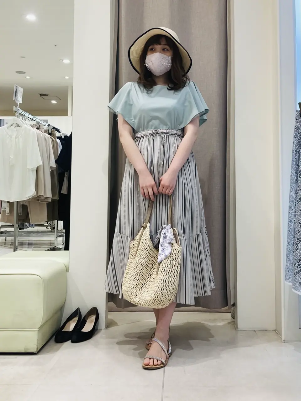 ANY SIS 川根　彩 コーディネート画像