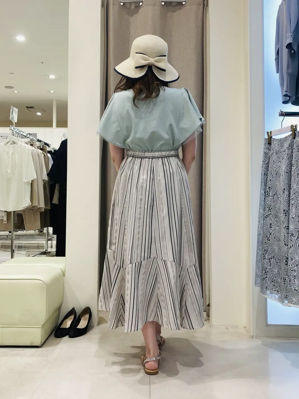 ANY SIS 川根　彩 コーディネート画像