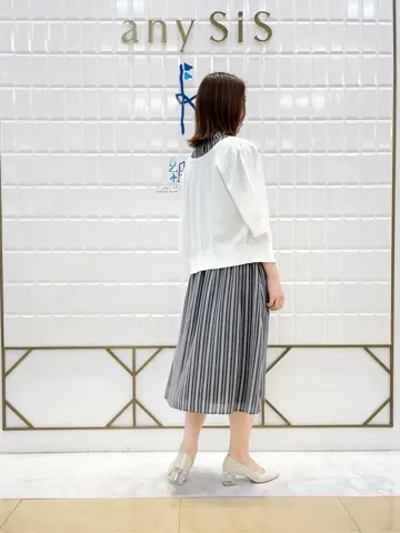 ANY SIS 上田 コーディネート画像