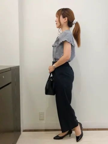 ANY SIS スタッフ コーディネート画像