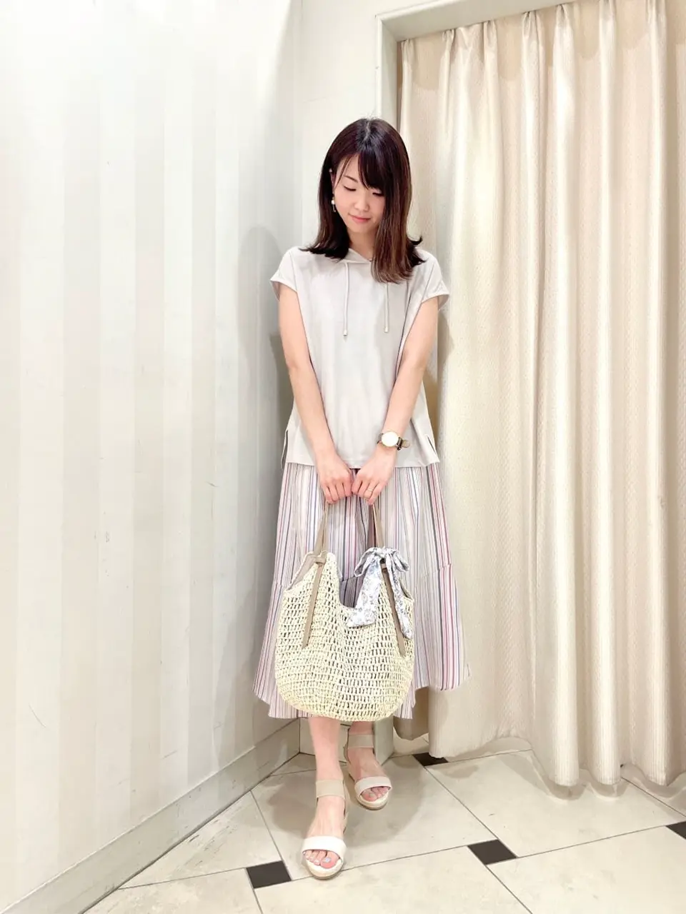 ANY SIS 金井 コーディネート画像