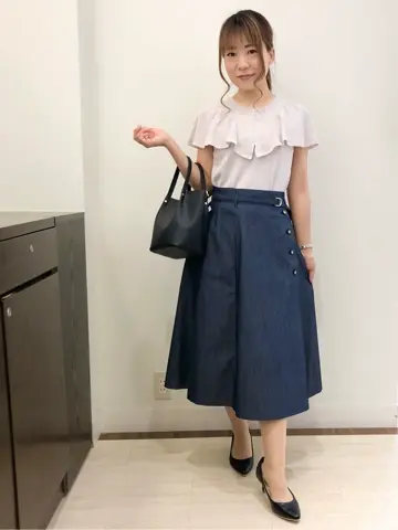 ANY SIS スタッフ コーディネート画像