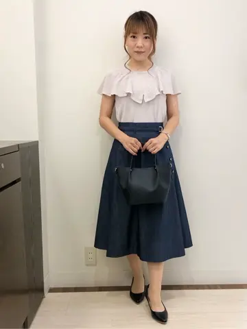 ANY SIS スタッフ コーディネート画像