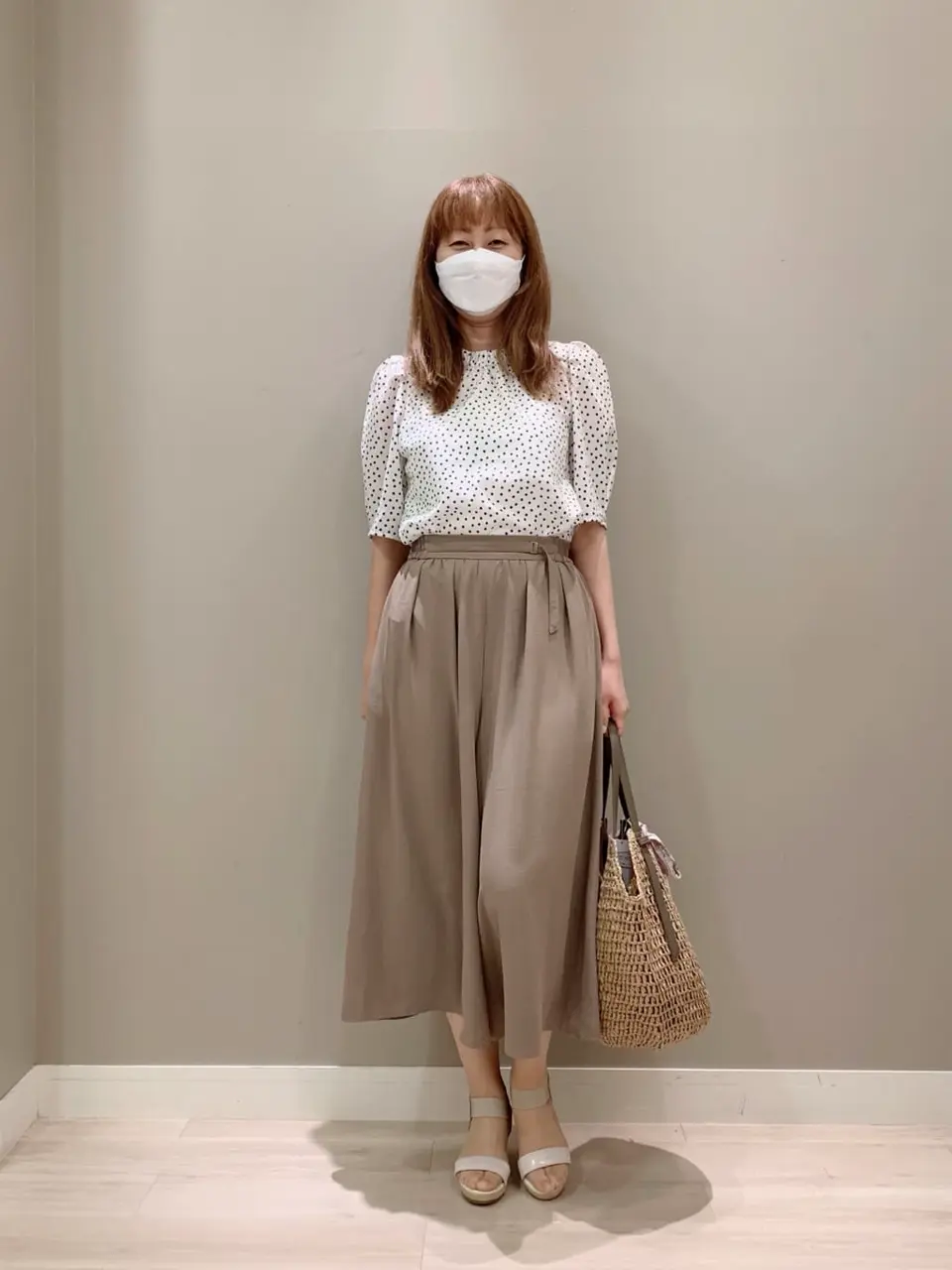 ANY SIS スタッフ コーディネート画像