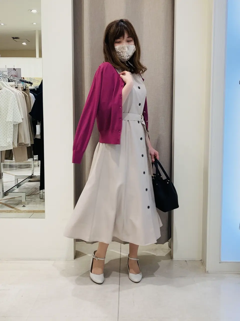 ANY SIS 川根　彩 コーディネート画像