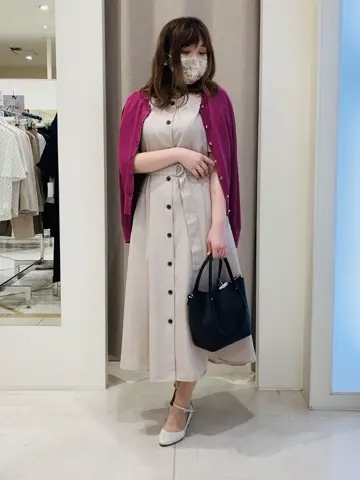 ANY SIS 川根　彩 コーディネート画像