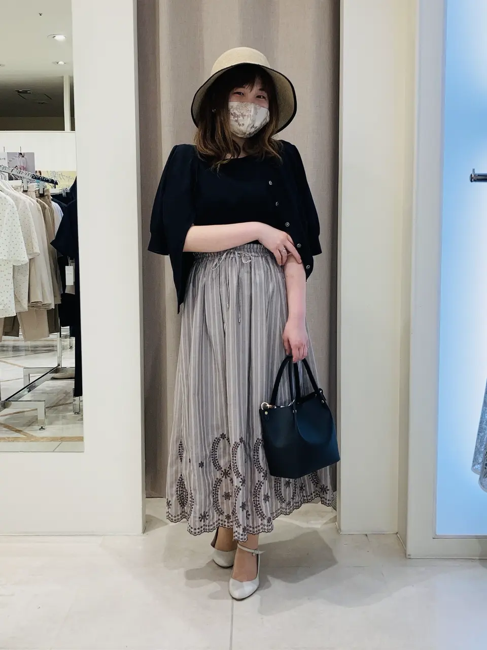 ANY SIS 川根　彩 コーディネート画像