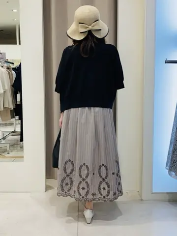 ANY SIS 川根　彩 コーディネート画像